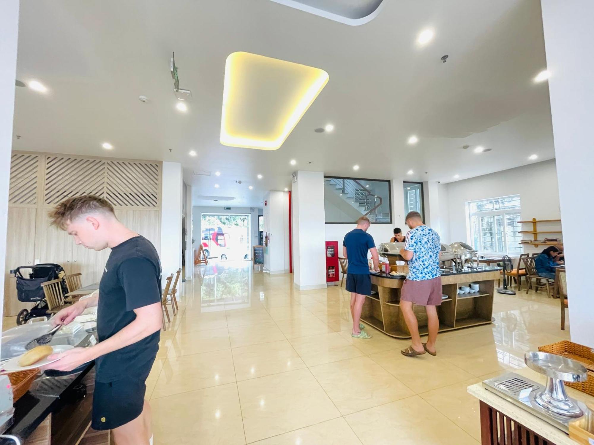 The Light Hostel Ha Long Bagian luar foto